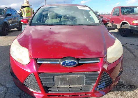 2013 Ford Focus Se z USA, uszkodzony, nr VIN 1FADP3K2XDL196178